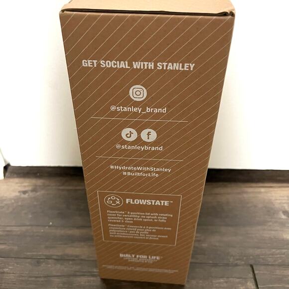 New in Box Stanley Quencher 40oz Tumbler Cup Cherry Blossom Pink FlowState NIB - Picture 6 of 7